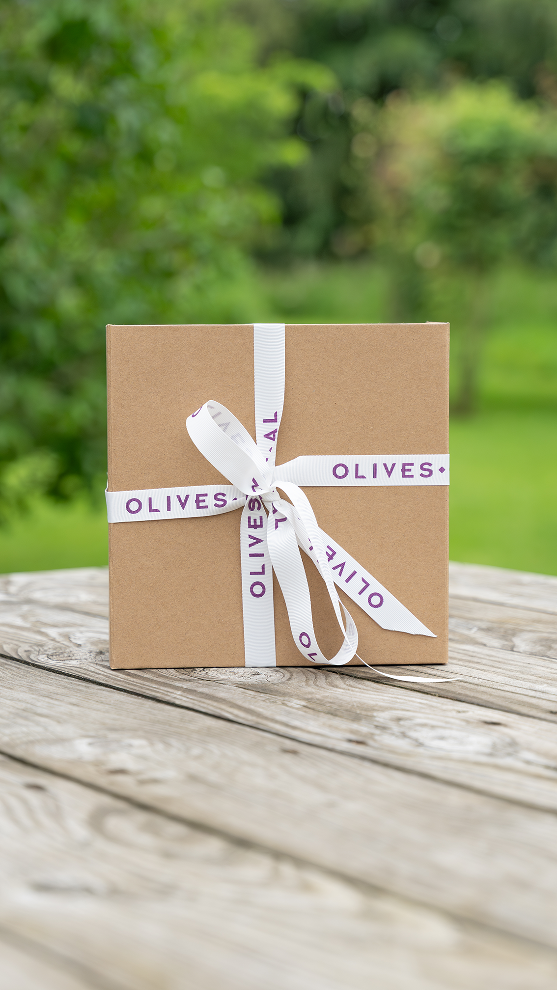 Olives Et Al x Sharpham Park Gift Box